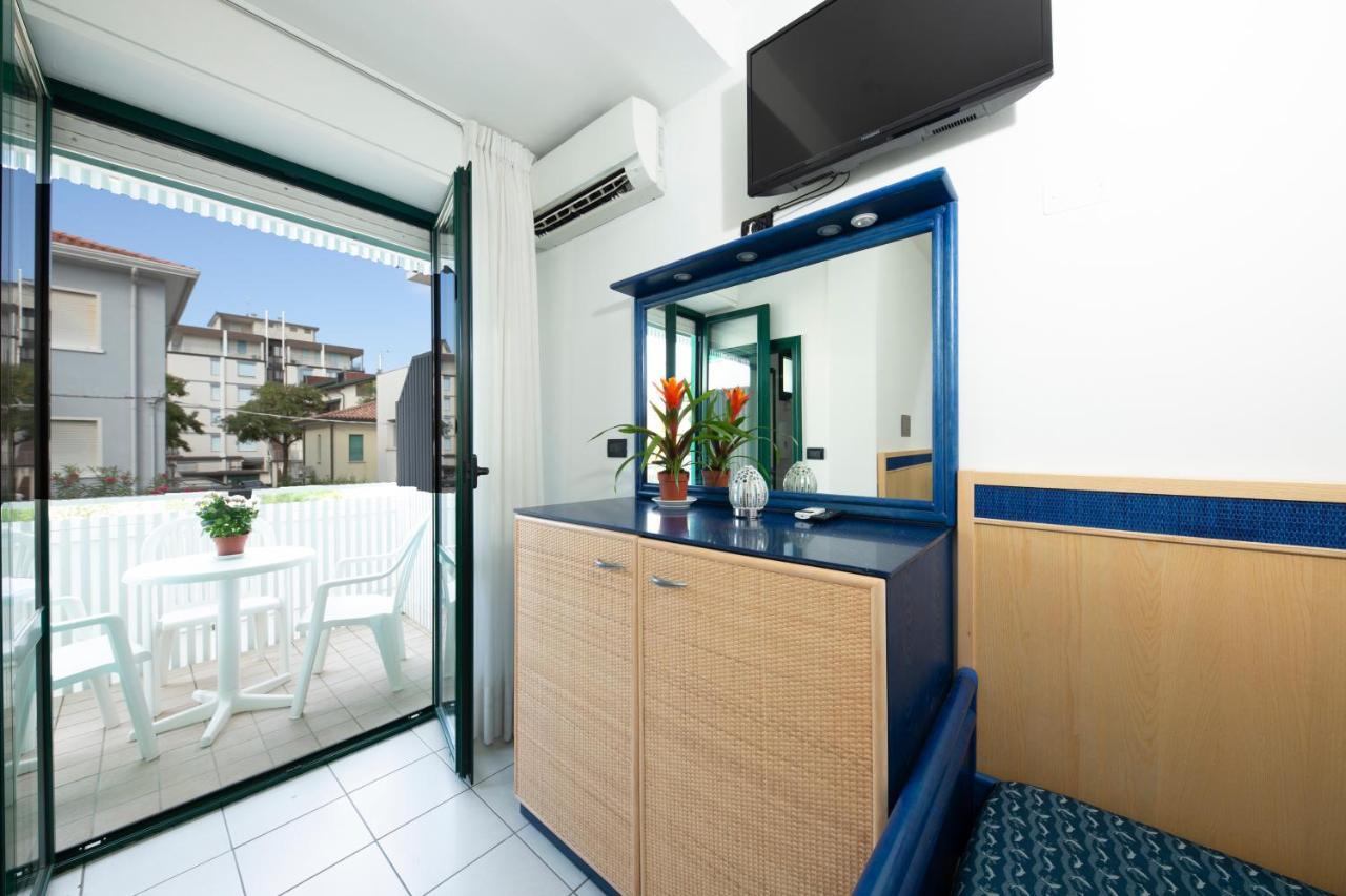 Hotel Olanda Lido di Jesolo Exterior photo