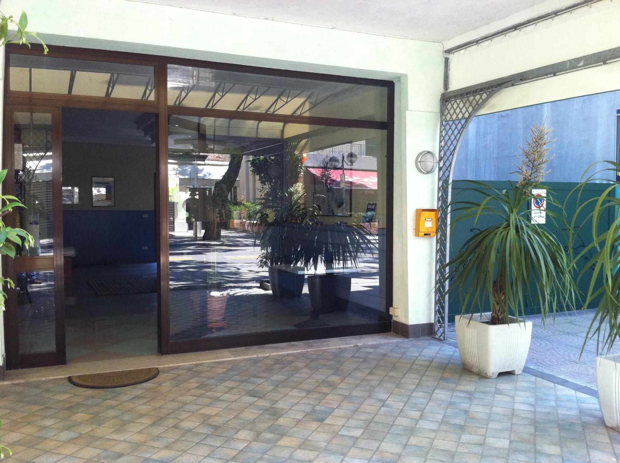 Hotel Olanda Lido di Jesolo Exterior photo